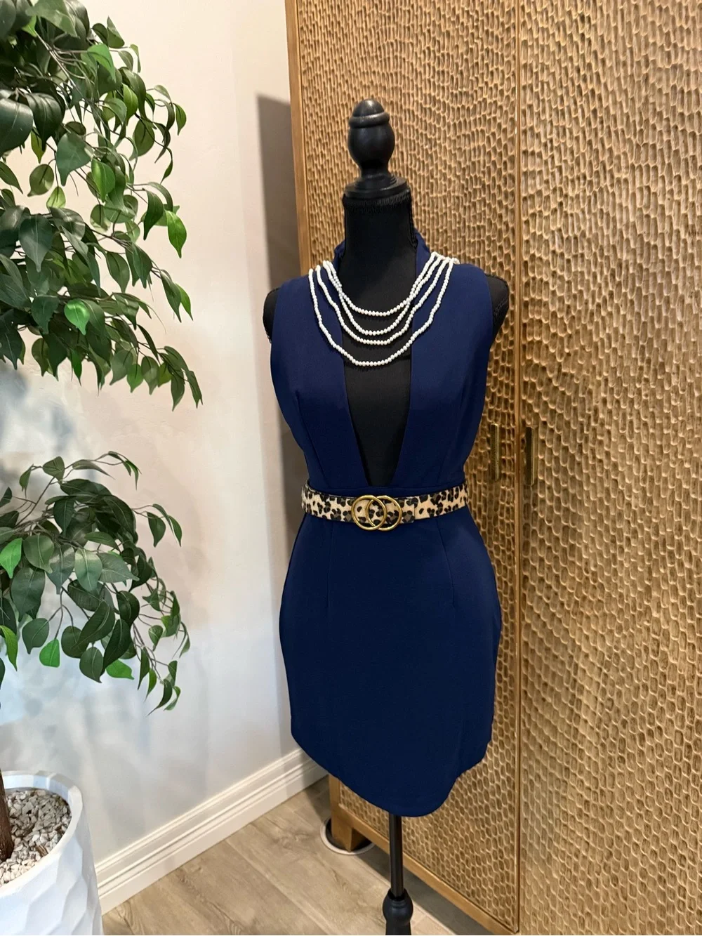 Angel Biba Navy Plunge Mini Dress - Picture 7 of 10